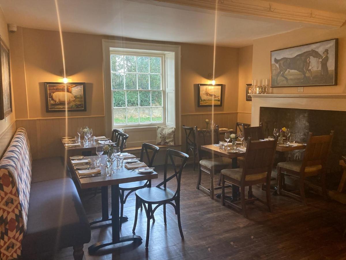 Hotel The Seagrave Arms à Weston Subedge Extérieur photo